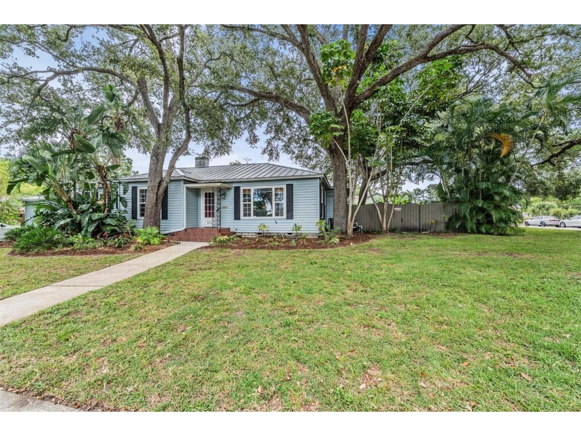 801 22nd Street N Saint Petersburg FL 33713 TB8427343 image31