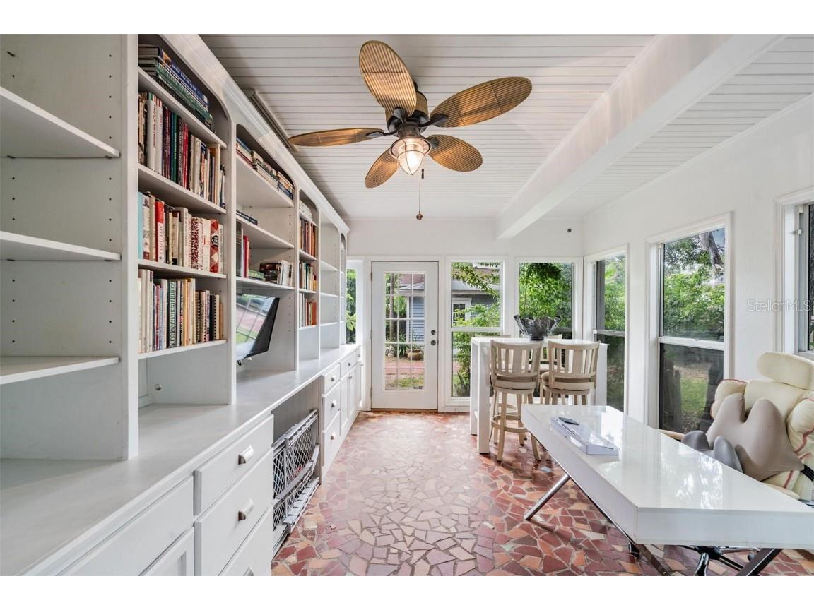 801 22nd Street N Saint Petersburg FL 33713 TB8427343 image7