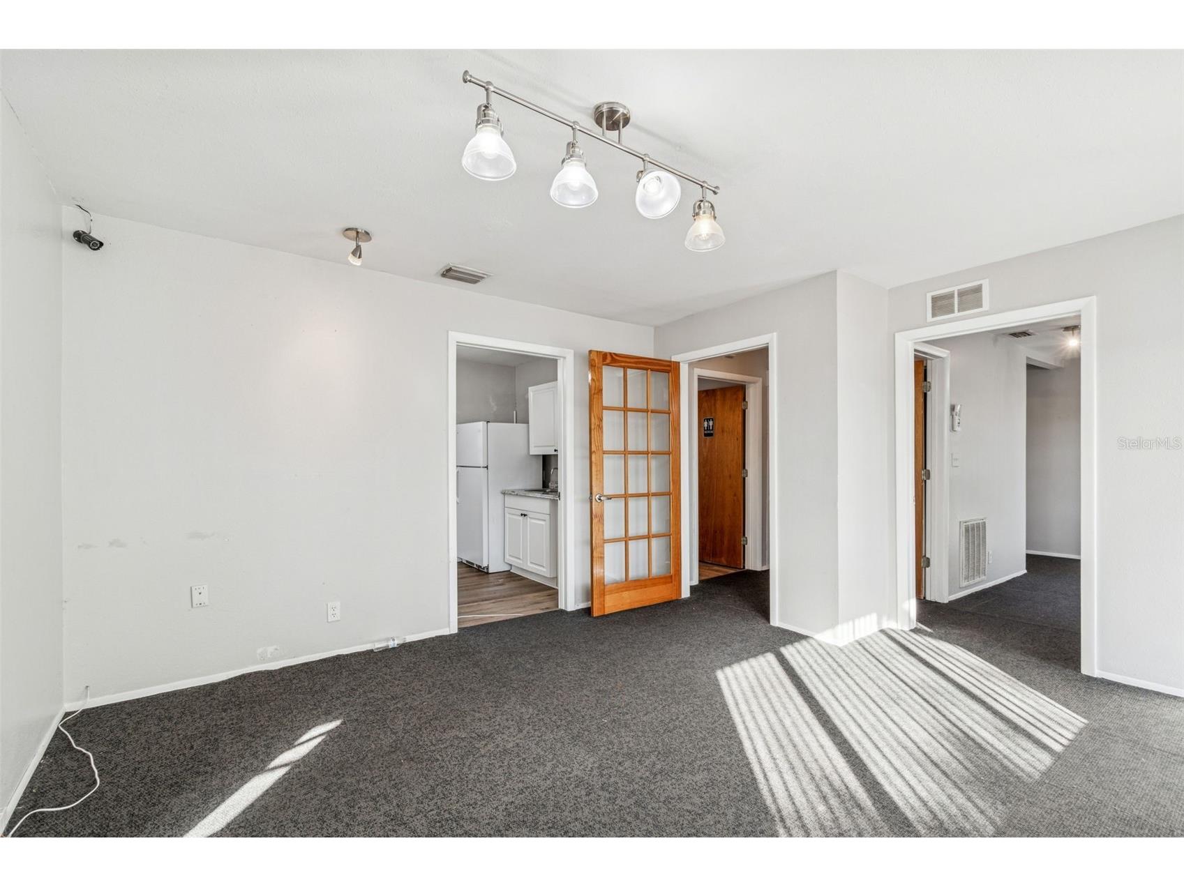 801 49th Street N Saint Petersburg FL 33710 TB8489491 image7