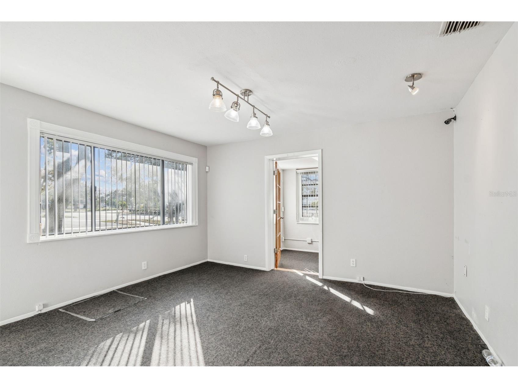 801 49th Street N Saint Petersburg FL 33710 TB8489491 image8