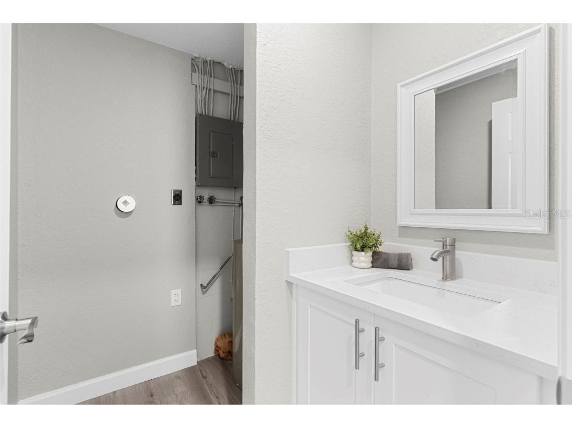 801 63rd Avenue S Saint Petersburg FL 33705 TB8438188 image14