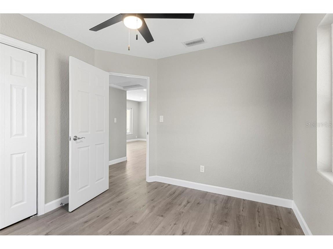 801 63rd Avenue S Saint Petersburg FL 33705 TB8438188 image19