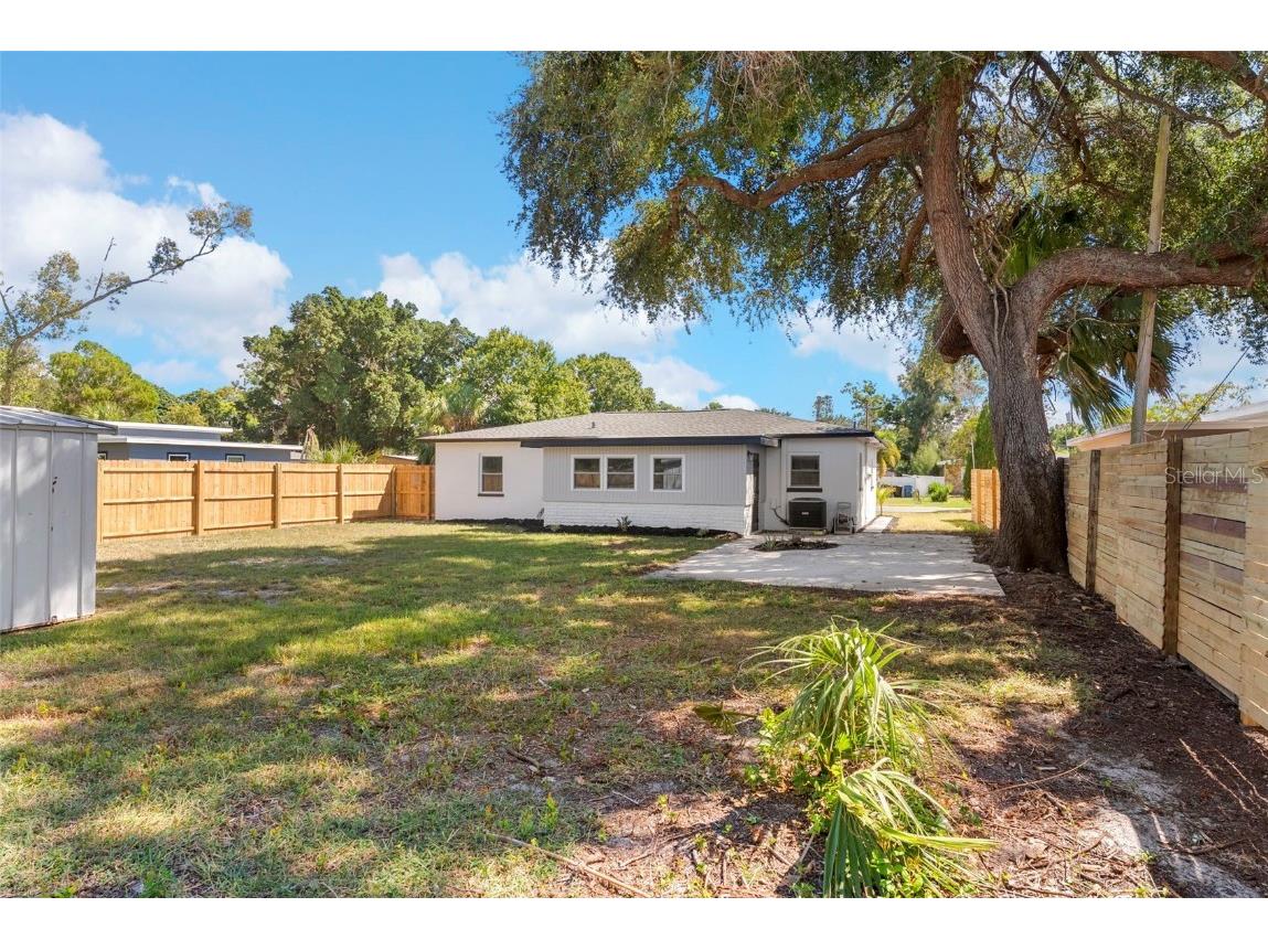 801 63rd Avenue S Saint Petersburg FL 33705 TB8438188 image24