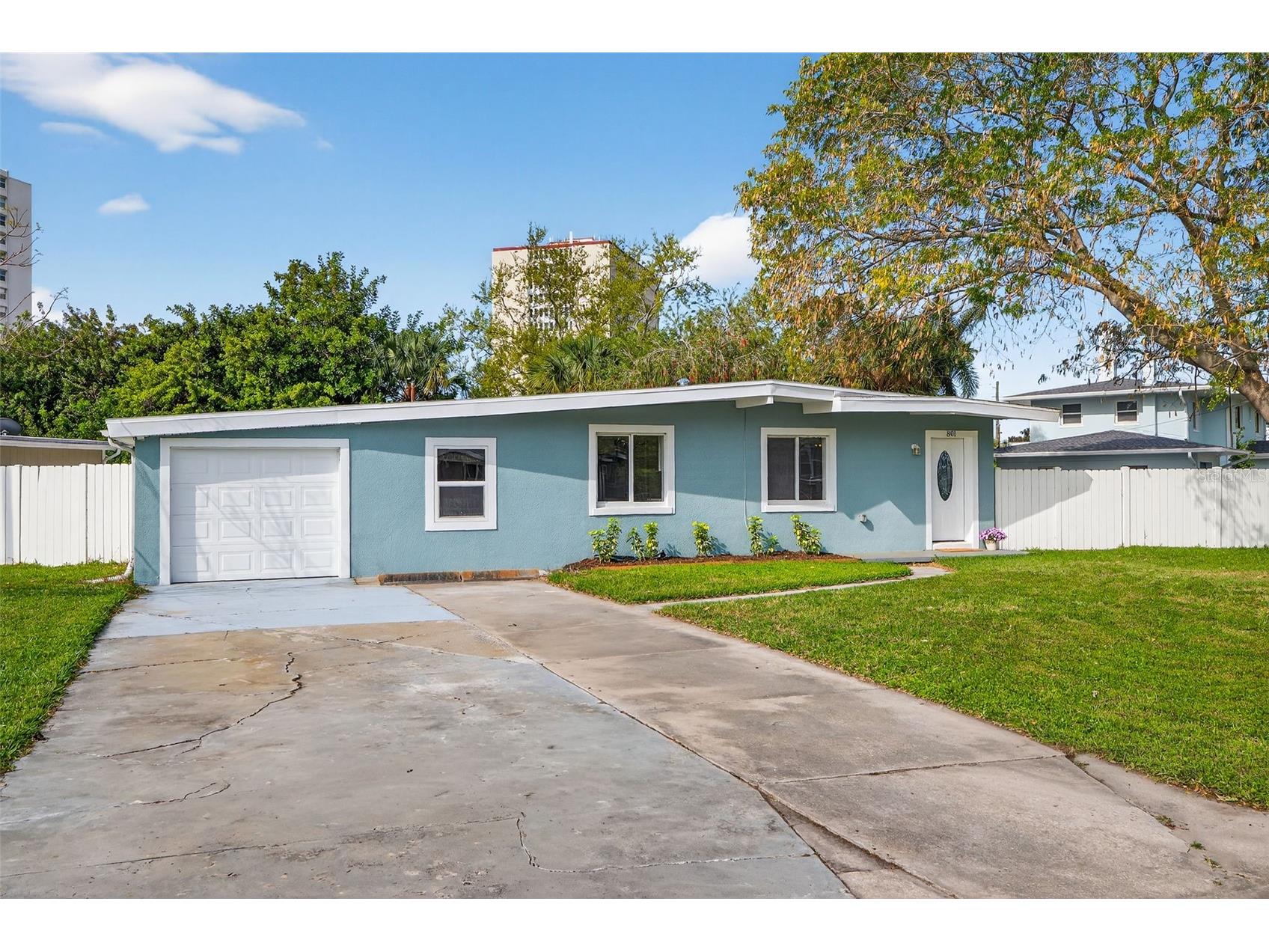 801 67th Street S Saint Petersburg FL 33707 TB8489856 image1