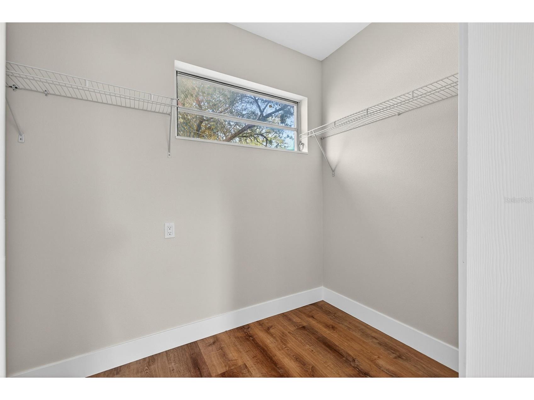 801 67th Street S Saint Petersburg FL 33707 TB8489856 image16