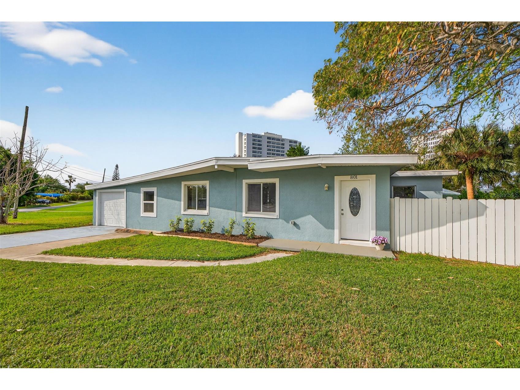 801 67th Street S Saint Petersburg FL 33707 TB8489856 image2