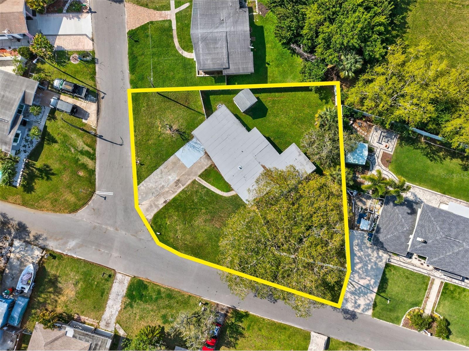801 67th Street S Saint Petersburg FL 33707 TB8489856 image3