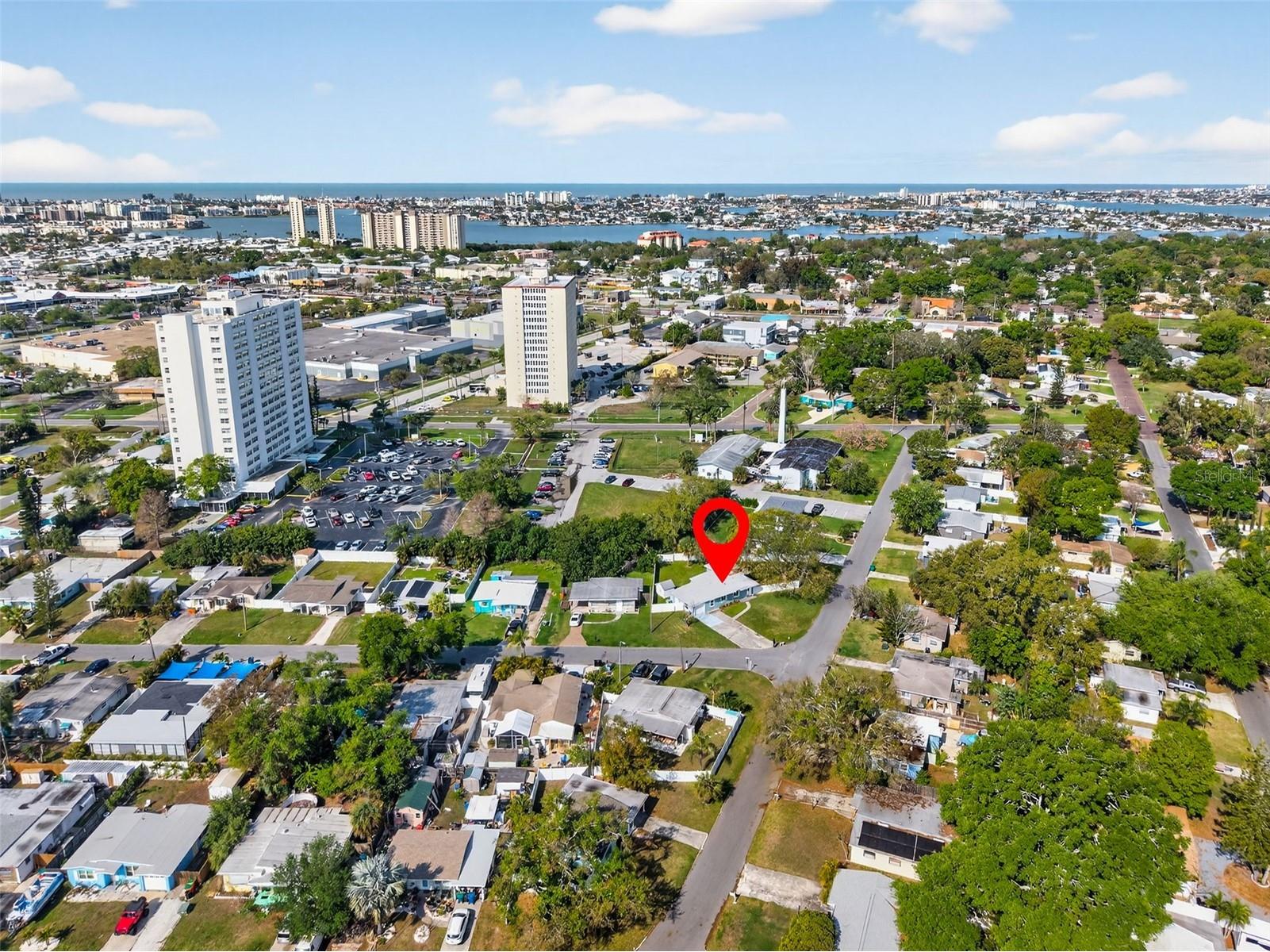 801 67th Street S Saint Petersburg FL 33707 TB8489856 image32