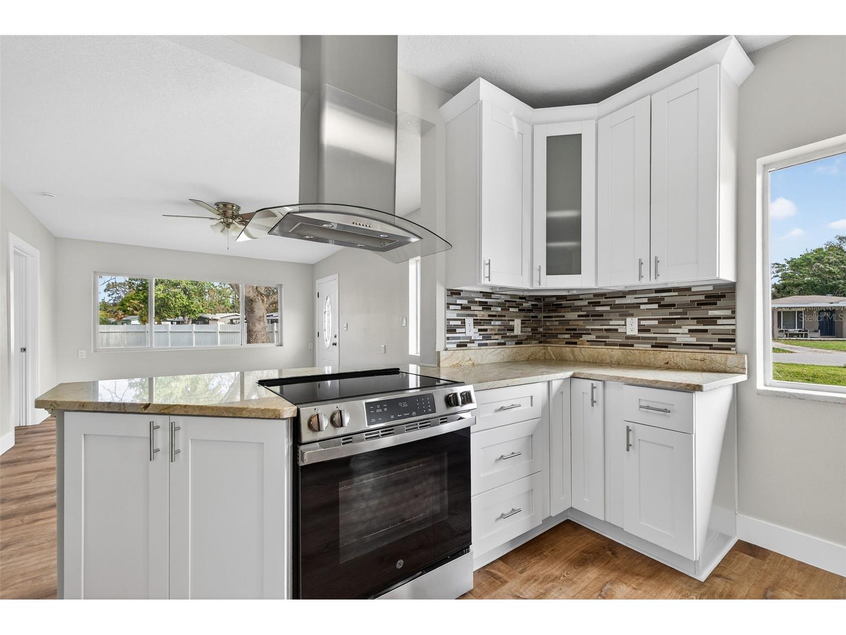 801 67th Street S Saint Petersburg FL 33707 TB8489856 image7