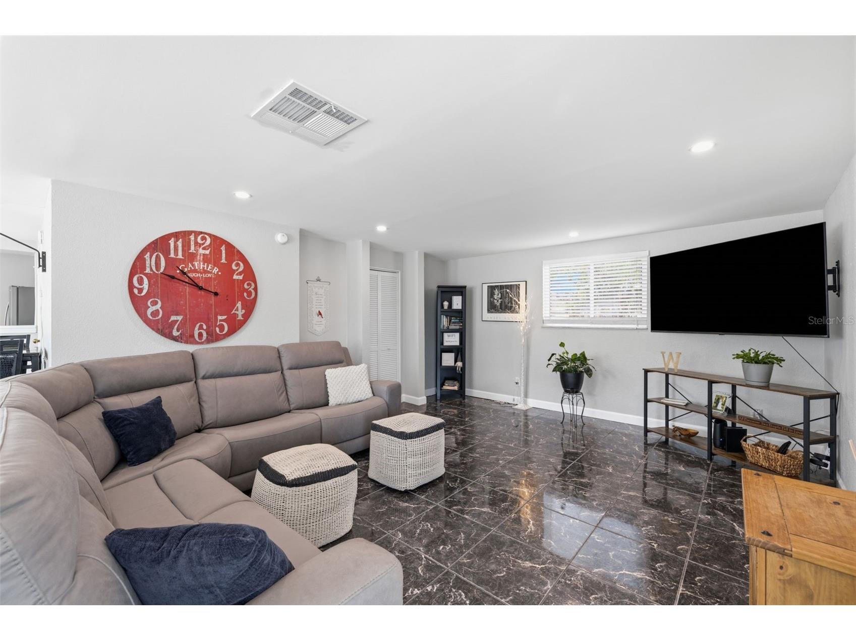 801 89th Avenue N Saint Petersburg FL 33702 TB8519964 image11