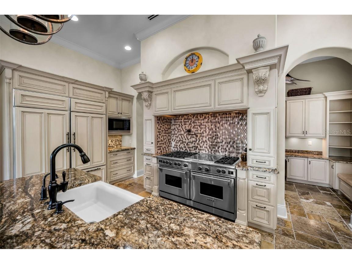 801 Brightwaters Boulevard NE Saint Petersburg FL 33704 - TAMPA BAY TB8430922 image18