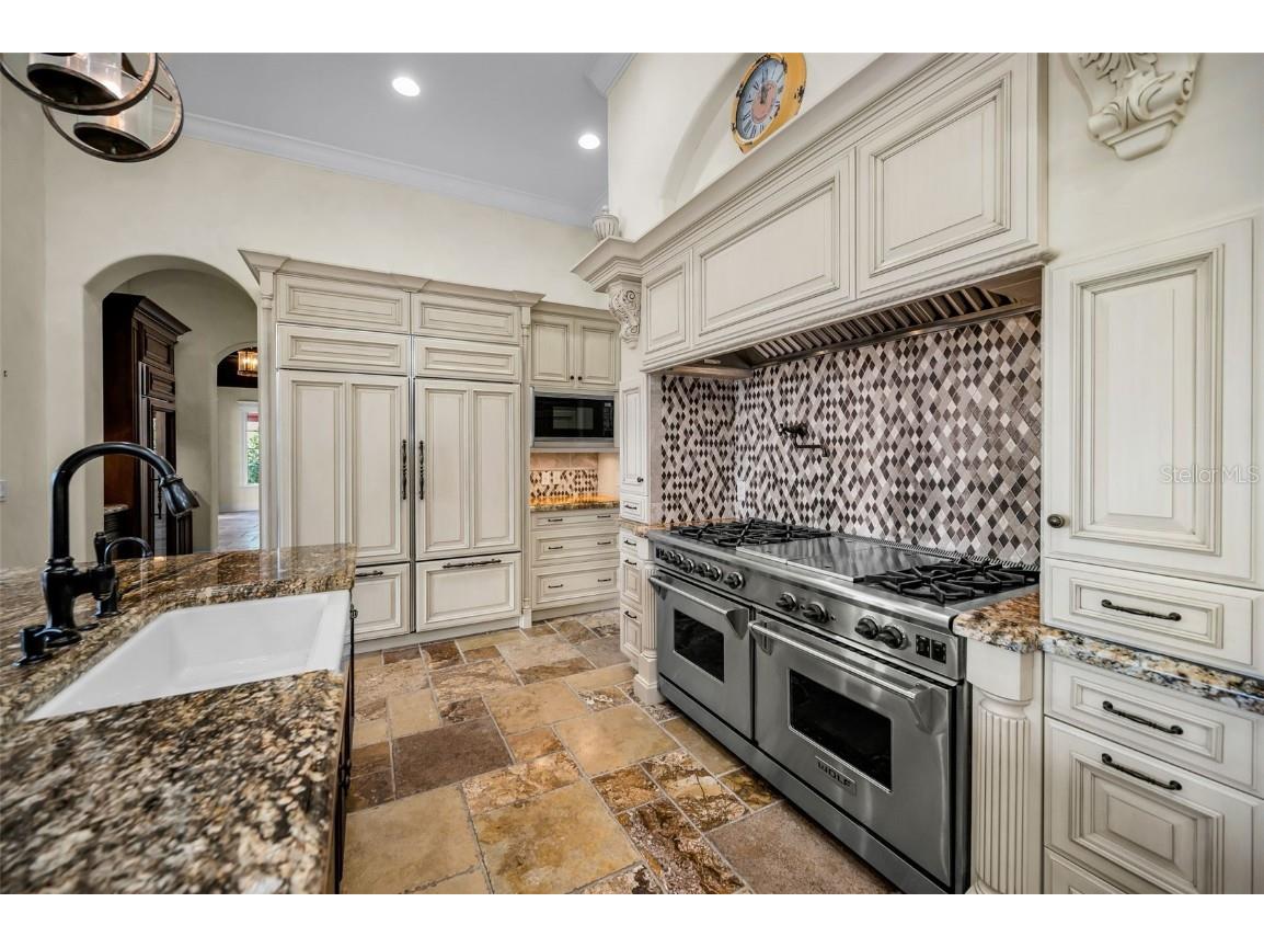 801 Brightwaters Boulevard NE Saint Petersburg FL 33704 - TAMPA BAY TB8430922 image19