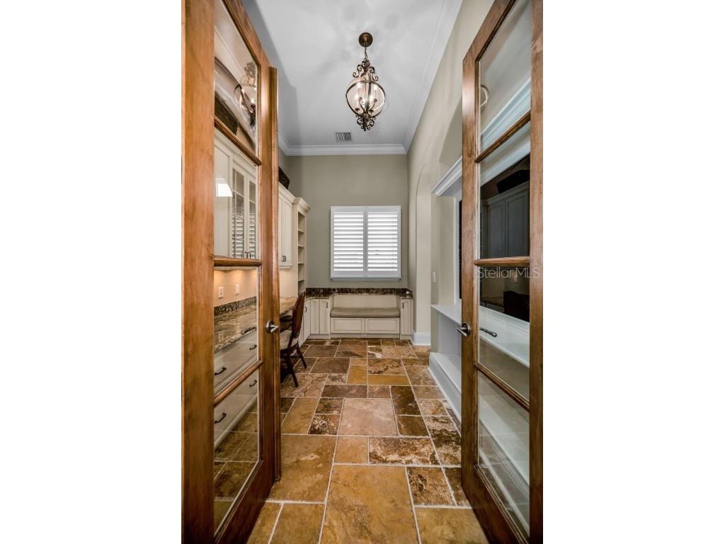 801 Brightwaters Boulevard NE Saint Petersburg FL 33704 - TAMPA BAY TB8430922 image32