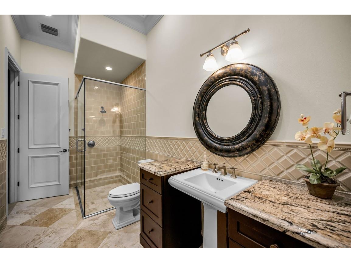 801 Brightwaters Boulevard NE Saint Petersburg FL 33704 - TAMPA BAY TB8430922 image40