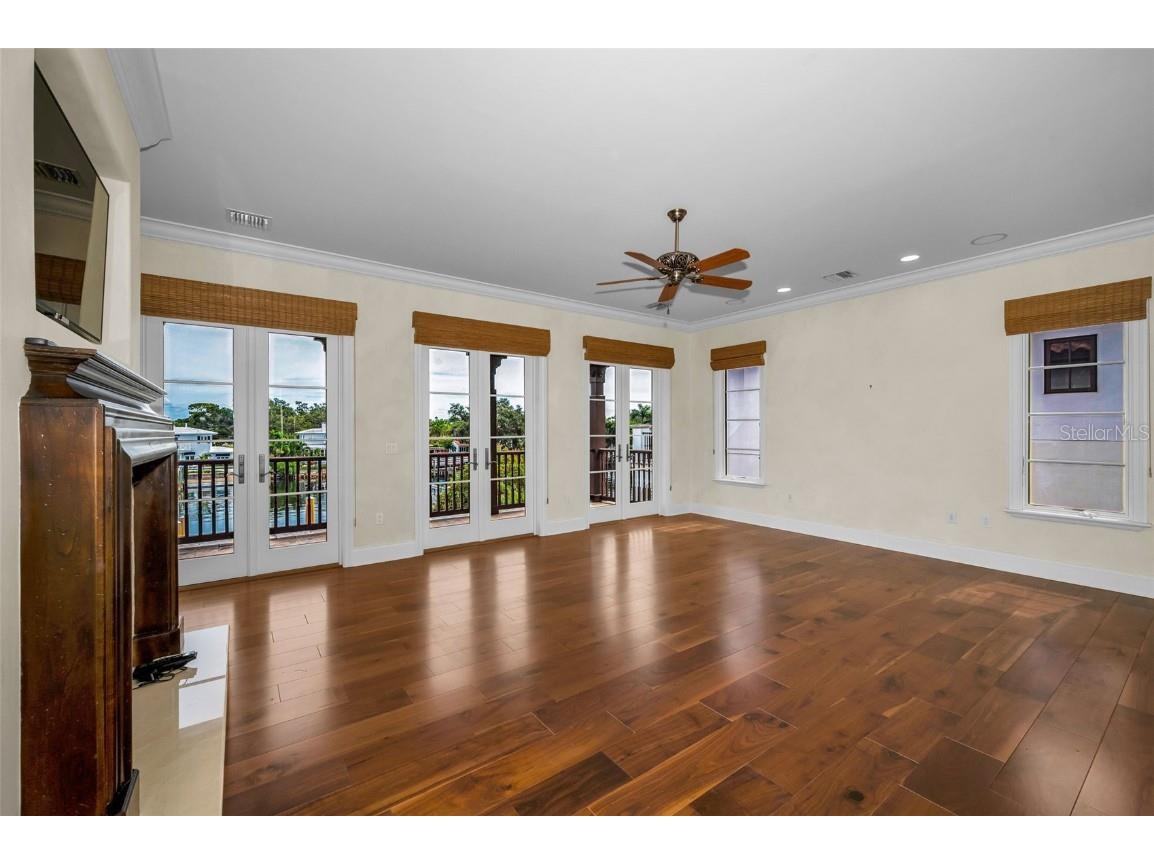 801 Brightwaters Boulevard NE Saint Petersburg FL 33704 - TAMPA BAY TB8430922 image46