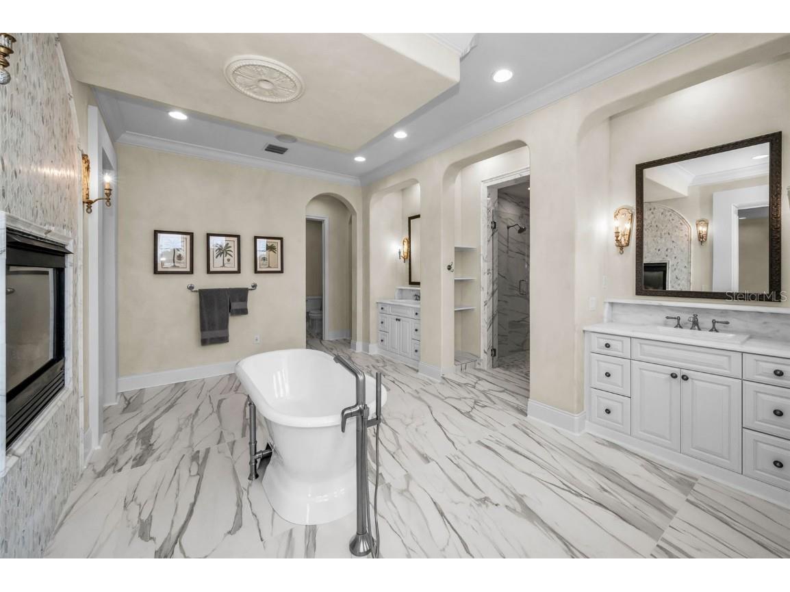 801 Brightwaters Boulevard NE Saint Petersburg FL 33704 - TAMPA BAY TB8430922 image57