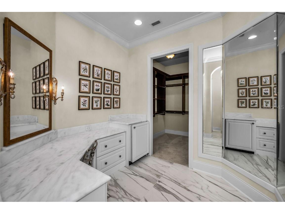 801 Brightwaters Boulevard NE Saint Petersburg FL 33704 - TAMPA BAY TB8430922 image58