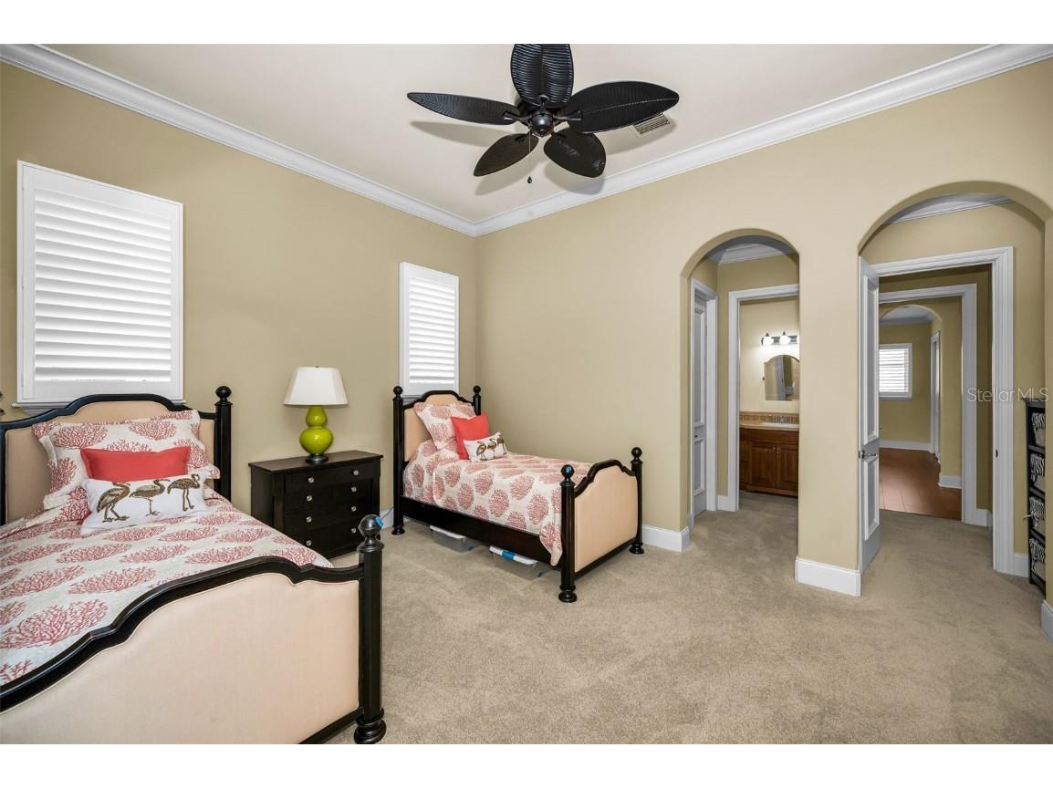 801 Brightwaters Boulevard NE Saint Petersburg FL 33704 - TAMPA BAY TB8430922 image67