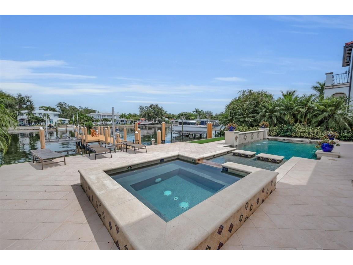 801 Brightwaters Boulevard NE Saint Petersburg FL 33704 - TAMPA BAY TB8430922 image84