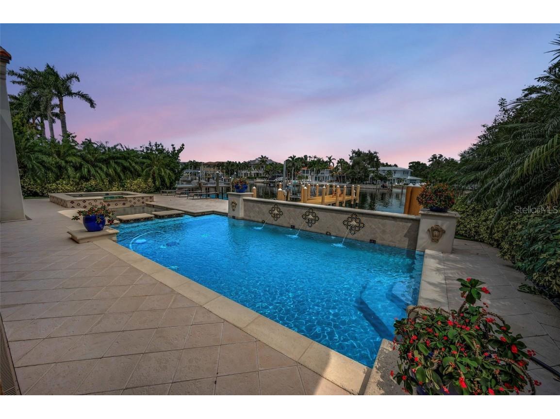 801 Brightwaters Boulevard NE Saint Petersburg FL 33704 - TAMPA BAY TB8430922 image89