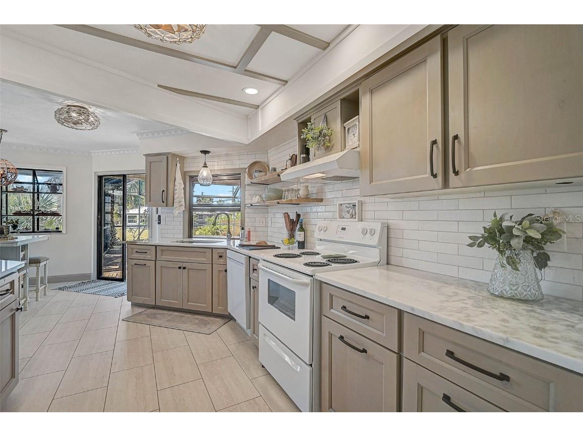 801 E 5th Street Englewood FL 34223 - Rock Creek A4650000 image25