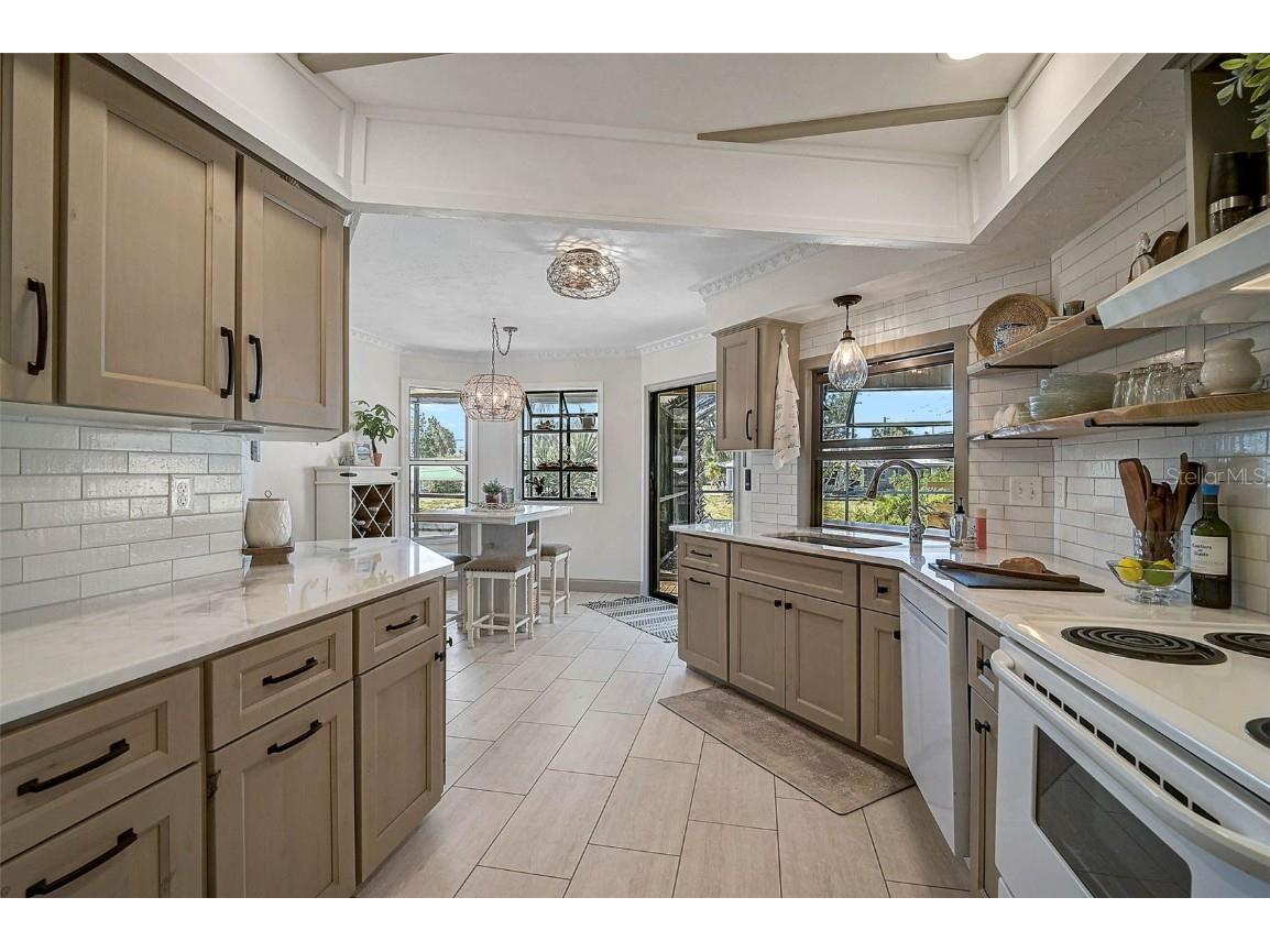 801 E 5th Street Englewood FL 34223 - Rock Creek A4650000 image26