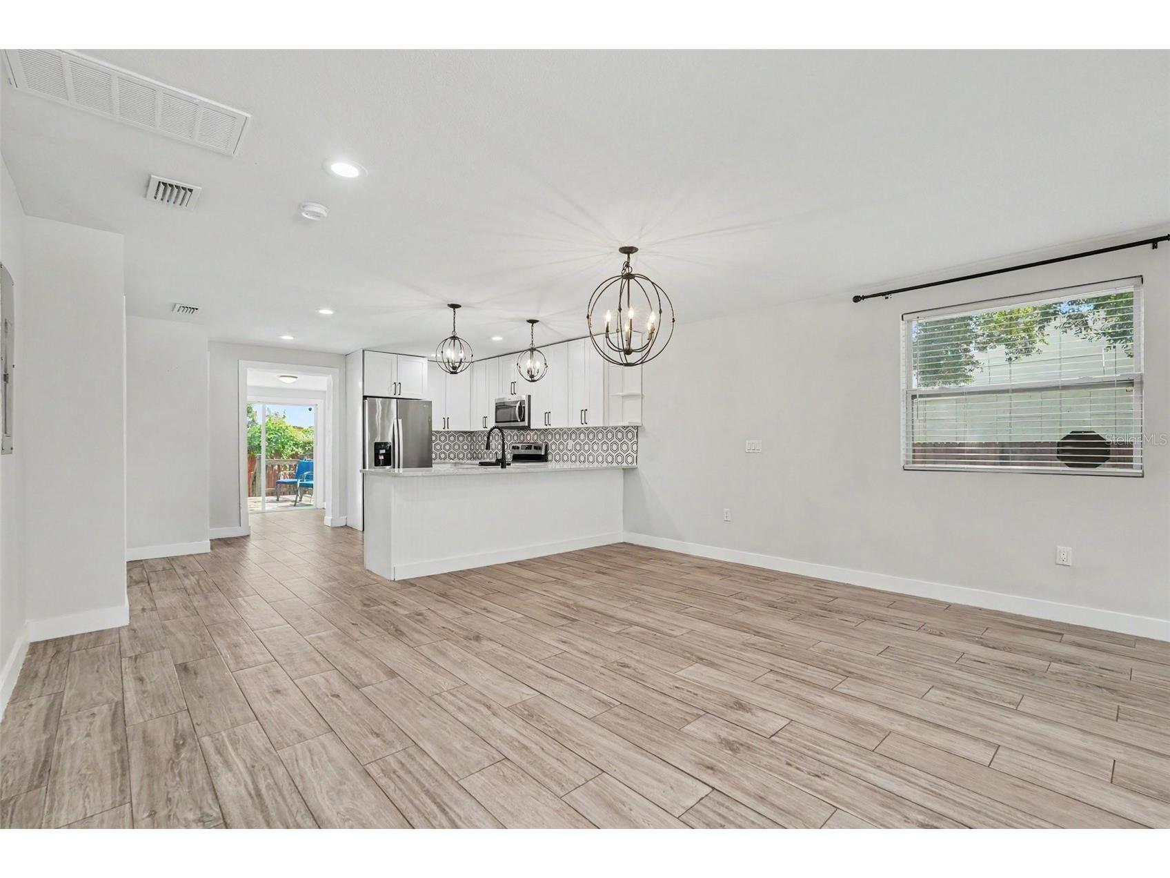 801 E Baker Street Tampa FL 33603 TB8526536 image13