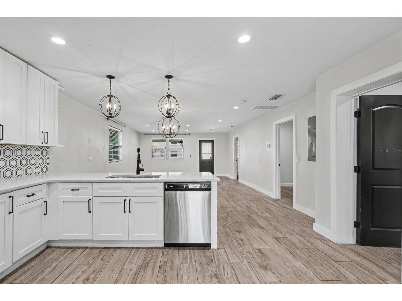 801 E Baker Street Tampa FL 33603 TB8526536 image15