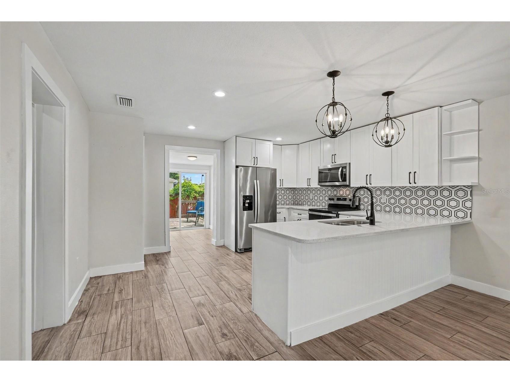801 E Baker Street Tampa FL 33603 TB8526536 image17