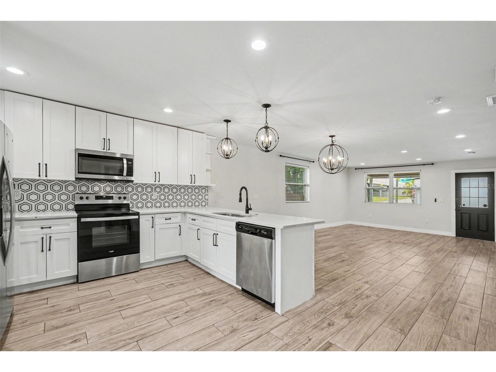 801 E Baker Street Tampa FL 33603 TB8526536 image18