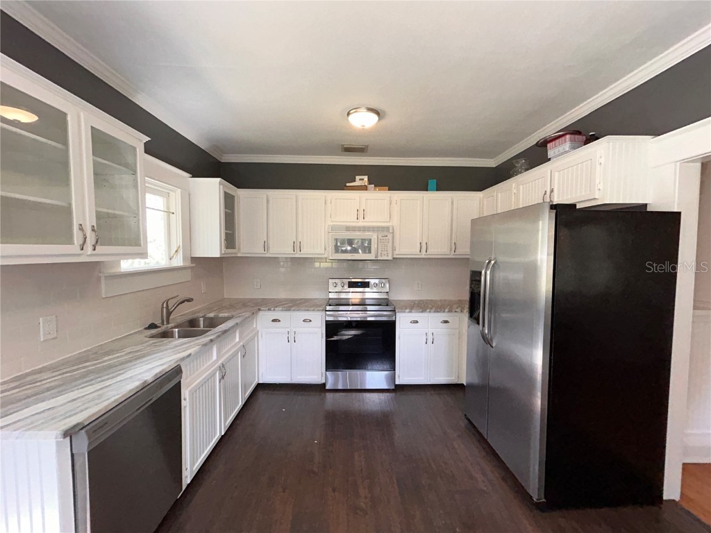 801 E Hollywood Street Tampa FL 33604 TB8436247 image32