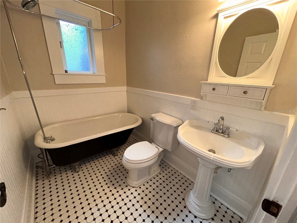 801 E Hollywood Street Tampa FL 33604 TB8436247 image44