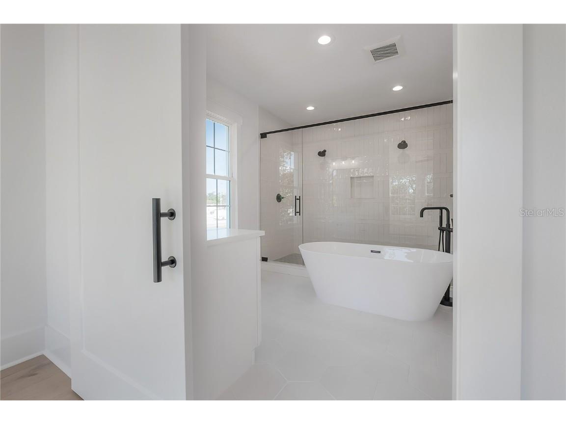 801 E North Street Tampa FL 33604 TB8450088 image35