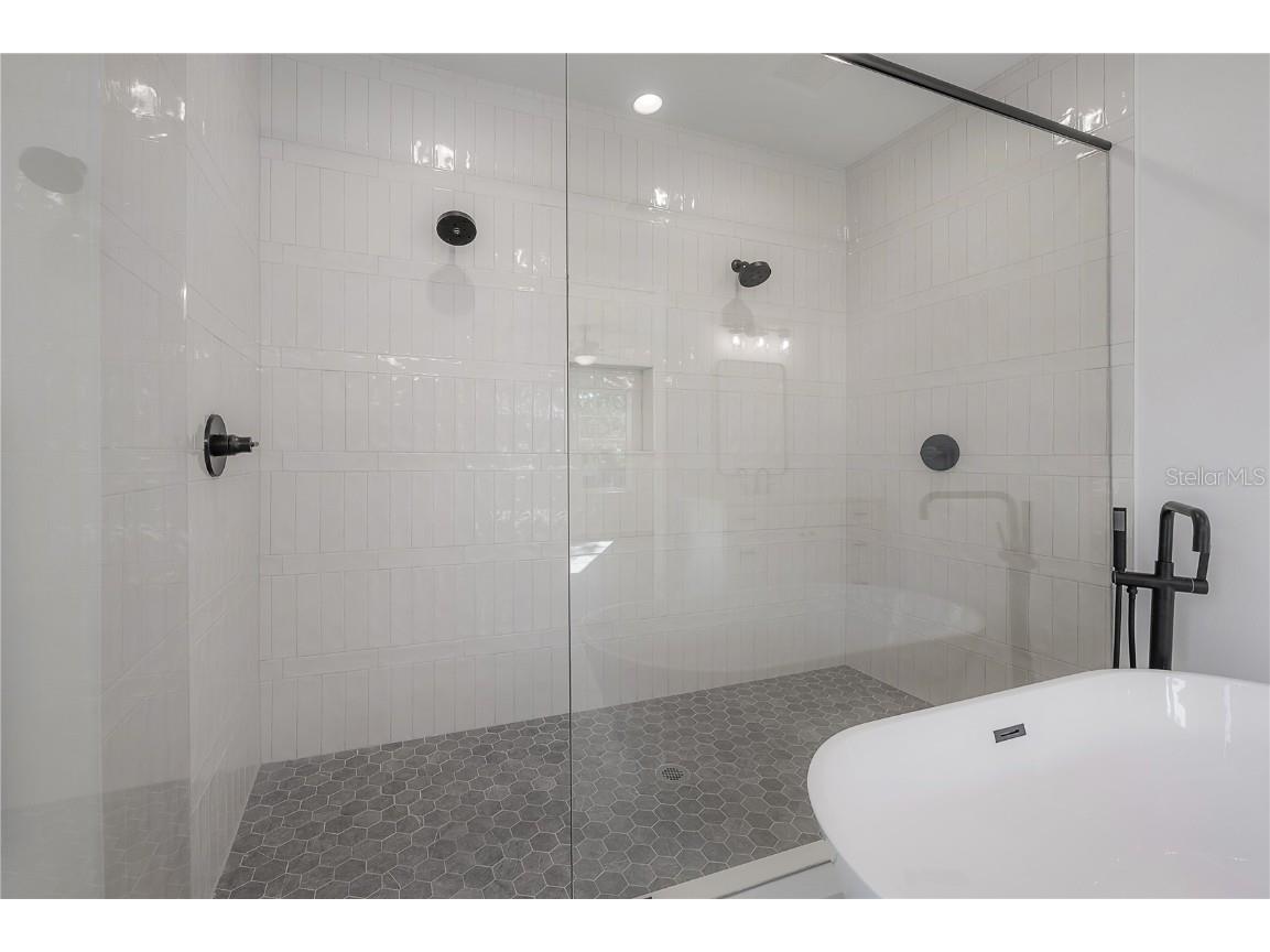 801 E North Street Tampa FL 33604 TB8450088 image36