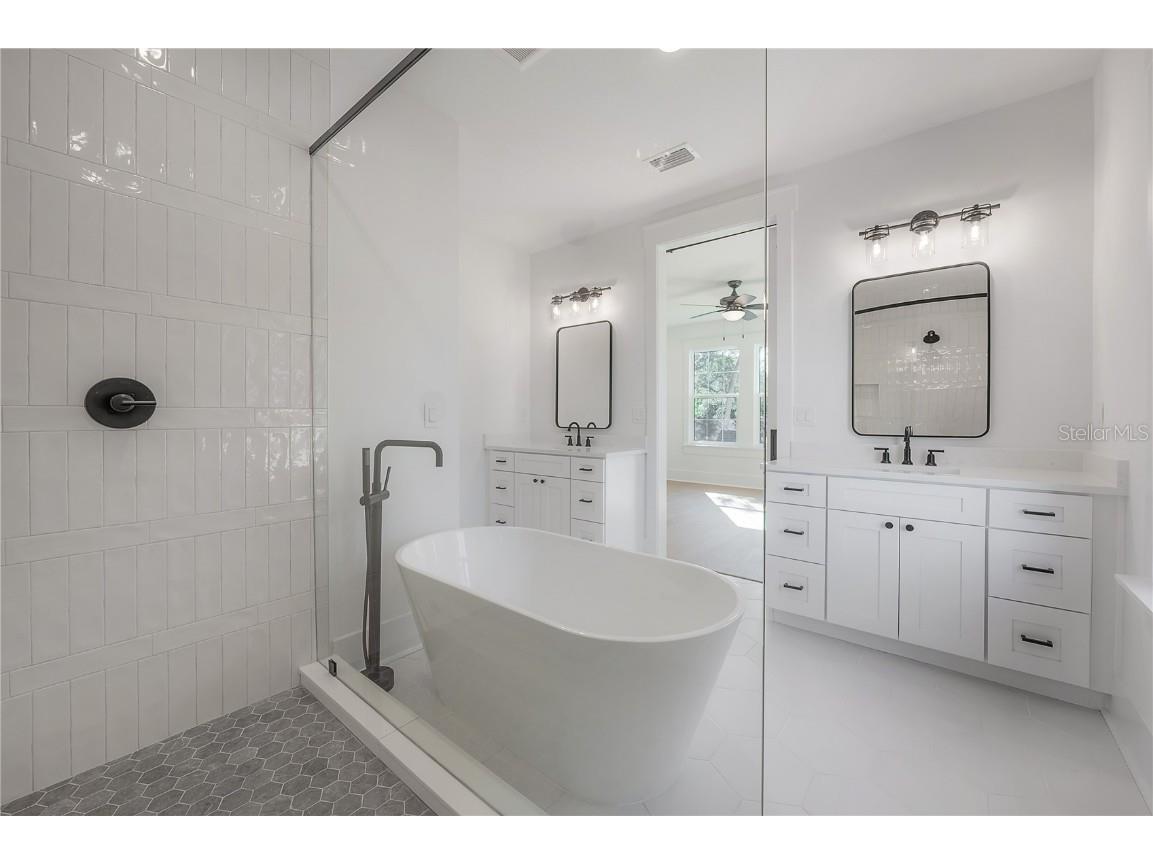 801 E North Street Tampa FL 33604 TB8450088 image37