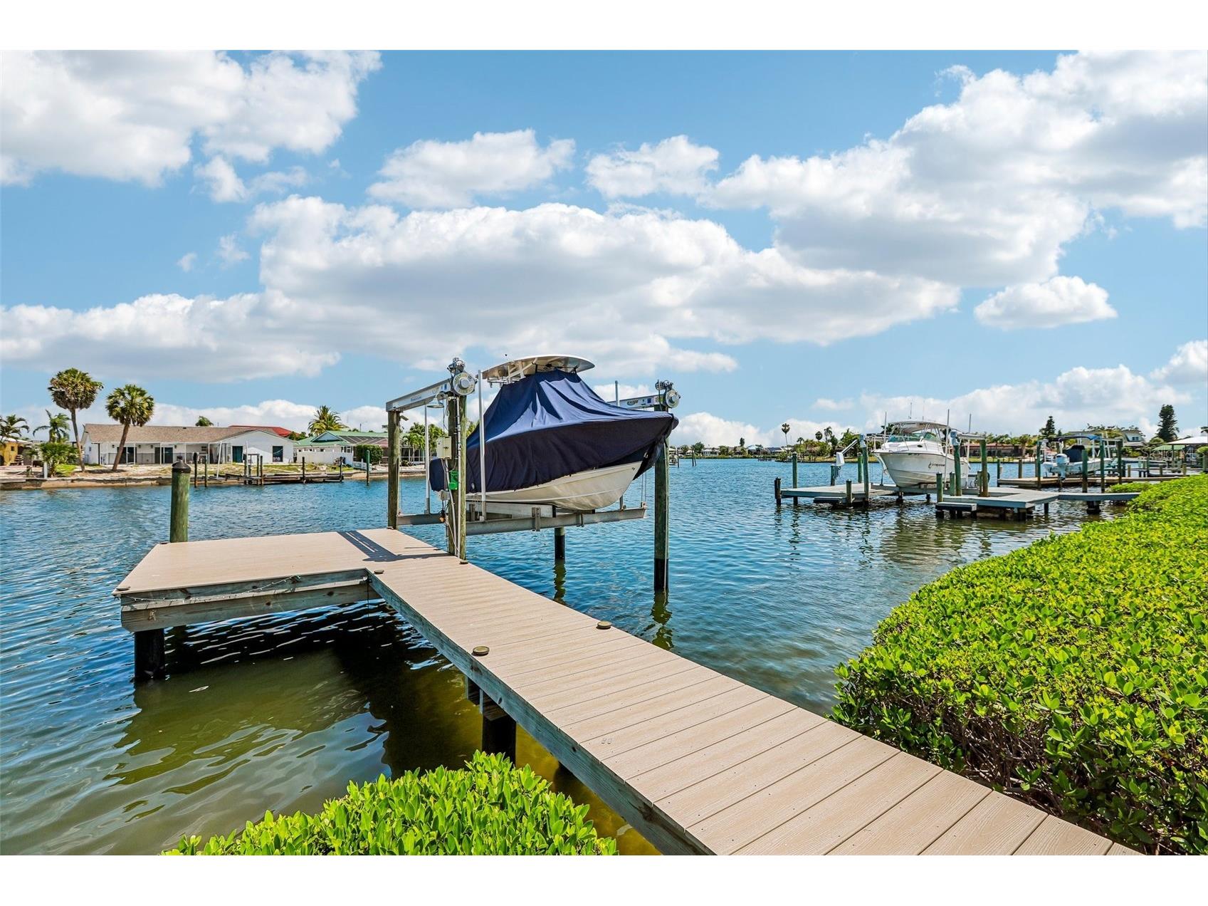 801 Flamingo Drive Apollo Beach FL 33572 TB8507339 image54