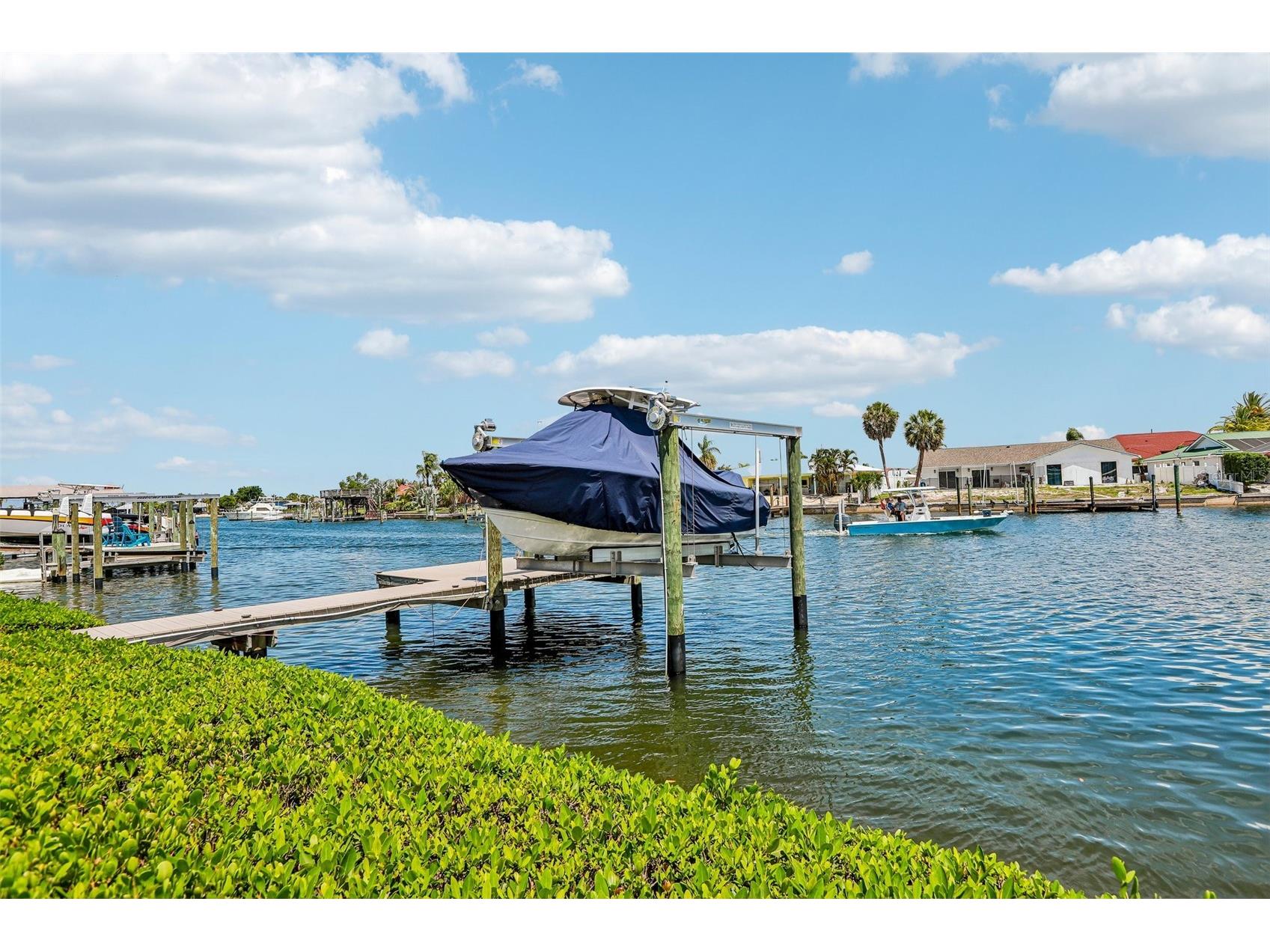 801 Flamingo Drive Apollo Beach FL 33572 TB8507339 image56