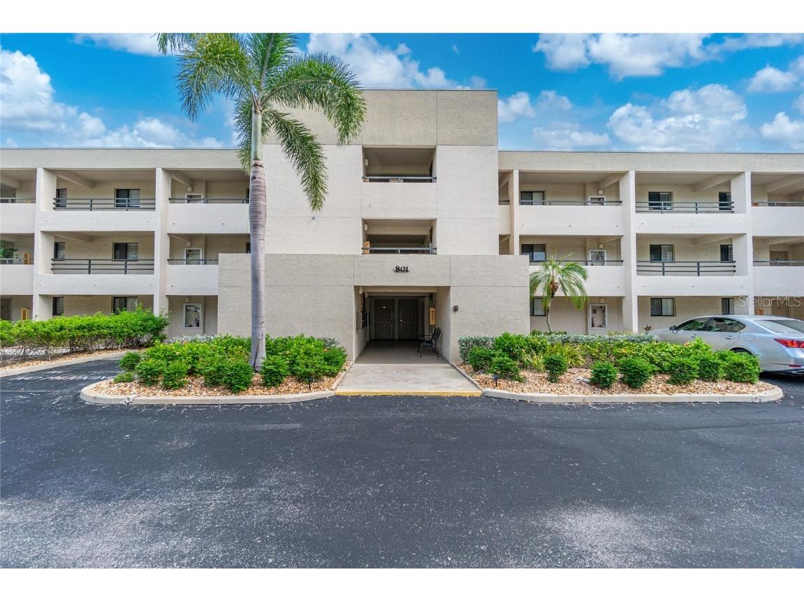 801 Islamorada Boulevard #24C Punta Gorda FL 33955 C7478766 image1