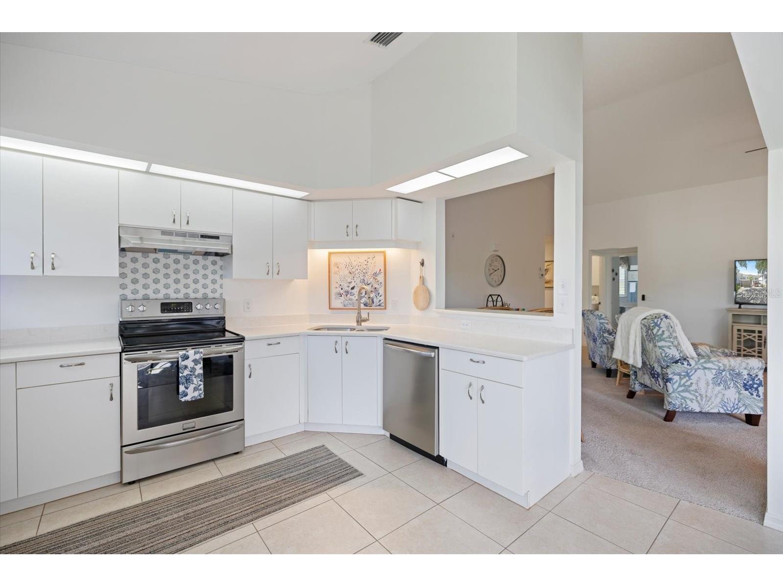 801 Montrose Drive #202 Venice FL 34293 N6144208 image5