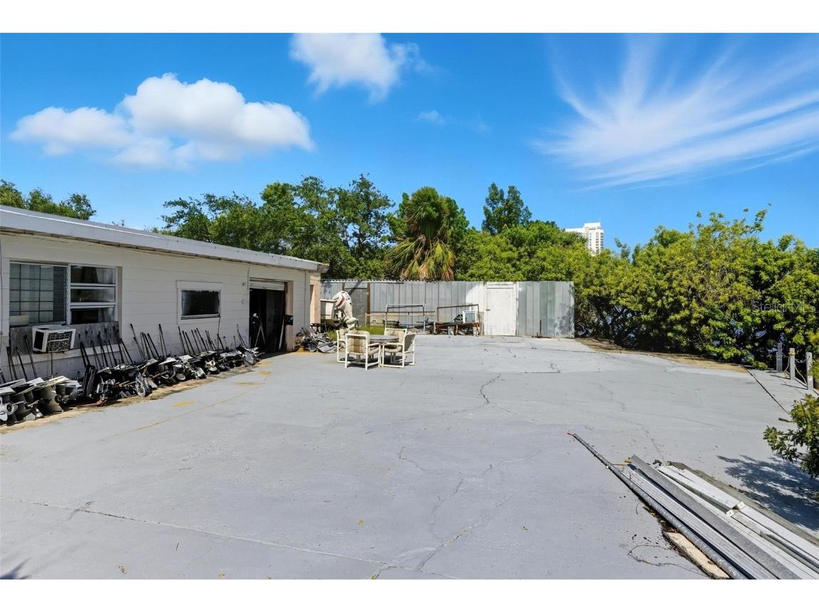 801 N Beach Street Daytona Beach FL 32114 FC312985 image14