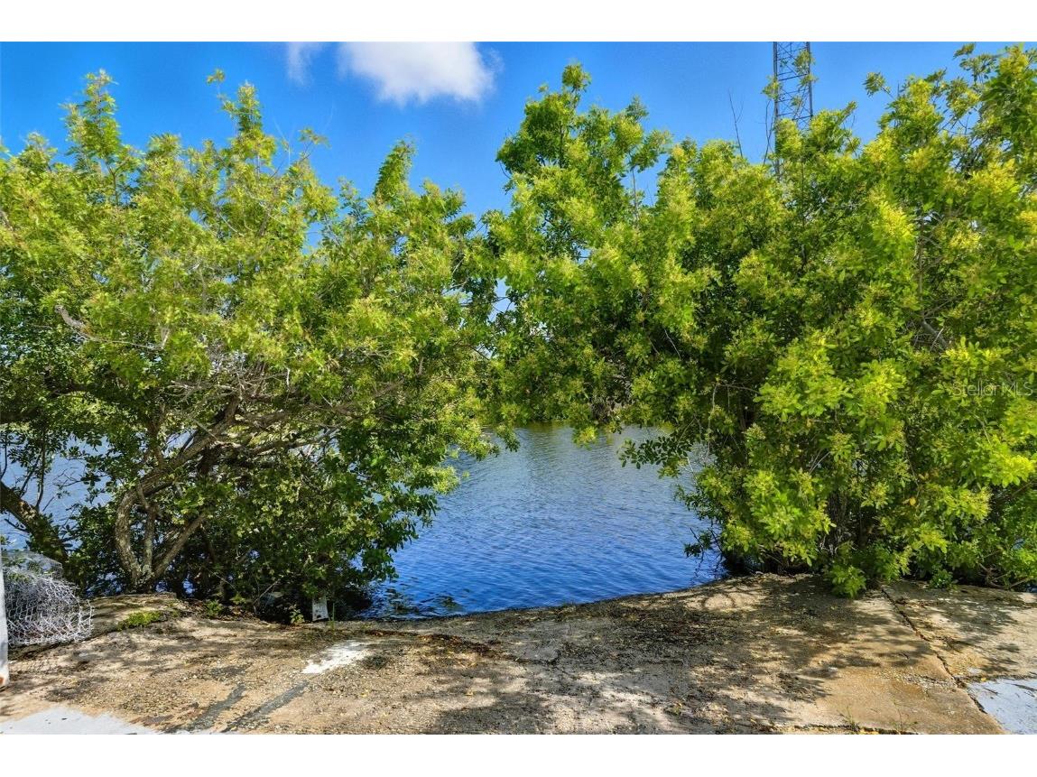 801 N Beach Street Daytona Beach FL 32114 FC312985 image17