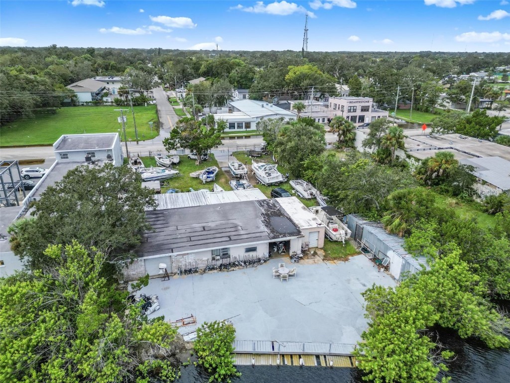 801 N Beach Street Daytona Beach FL 32114 FC312985 image36