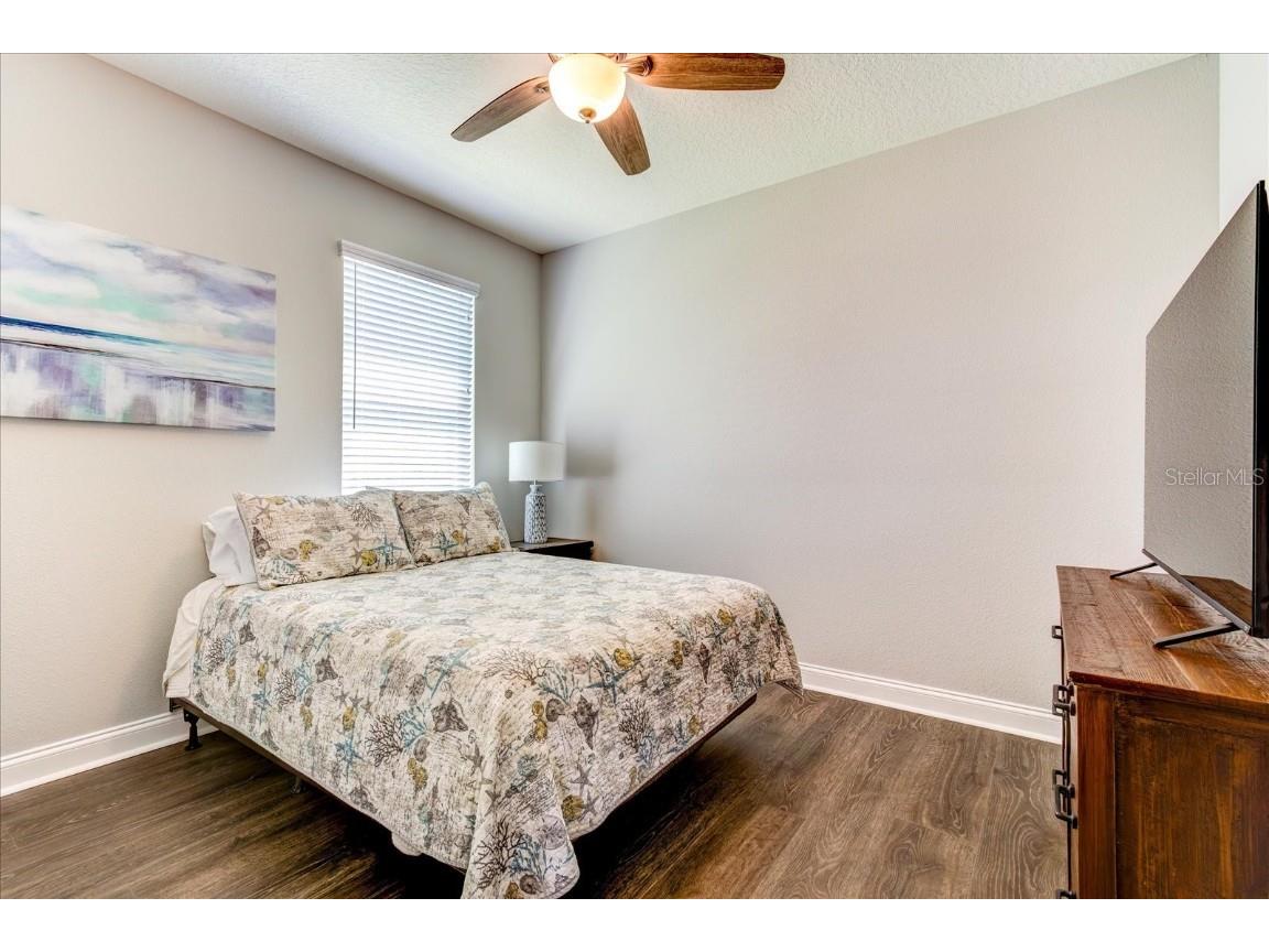 801 Riviera Bella Drive, Debary, FL, 32713 MLS V4936764 Edina Realty