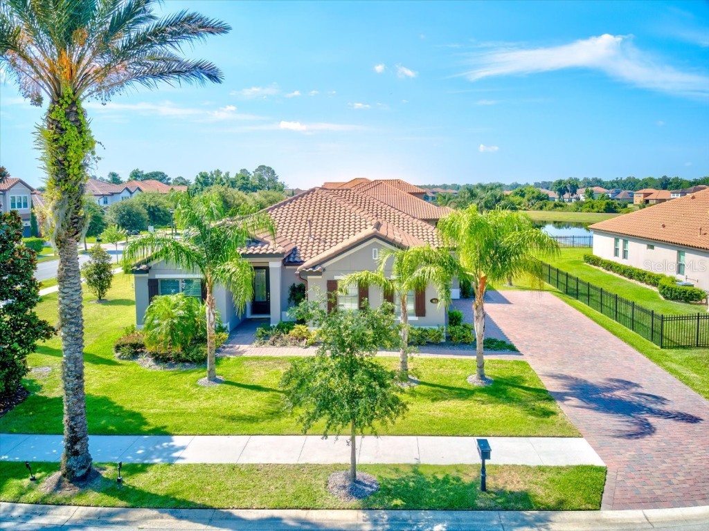 801 Riviera Bella Drive Debary FL 32713 - ST JOHNS RIVER V4936764 image1