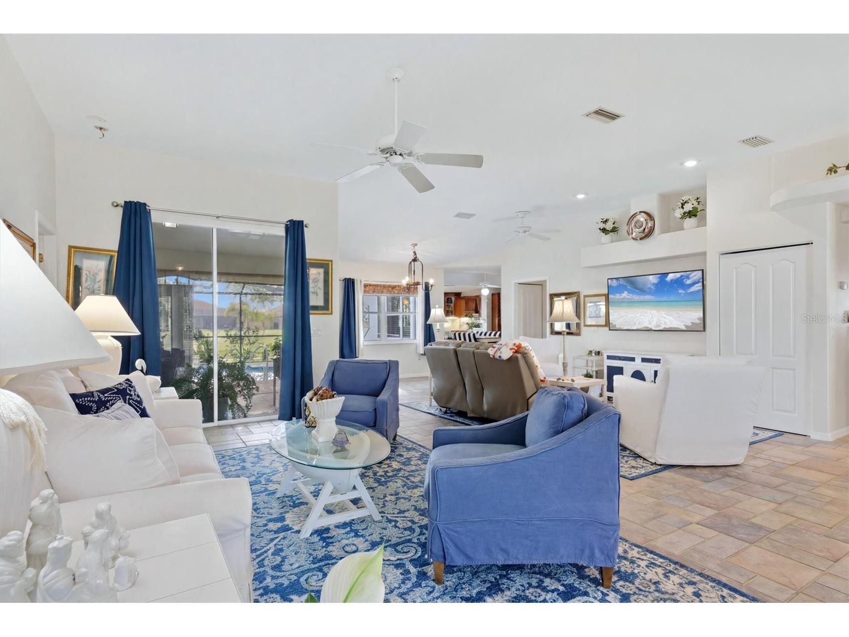 801 Rotonda Circle Rotonda West FL 33947 - ROTONDA D6148026 image5