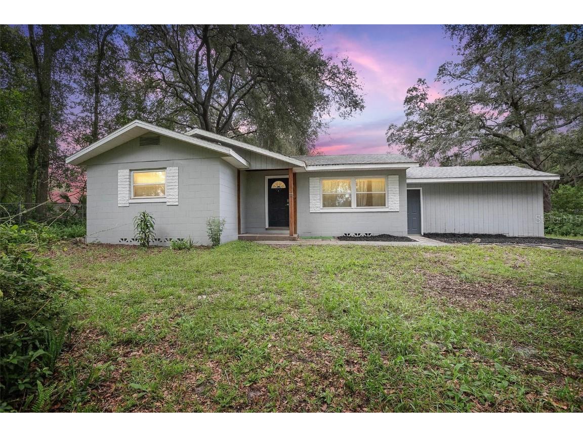 801 S Massachusetts Avenue Deland FL 32724 V4943530 image1