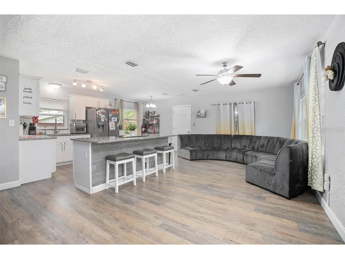 801 S Massachusetts Avenue Deland FL 32724 V4943530 image3