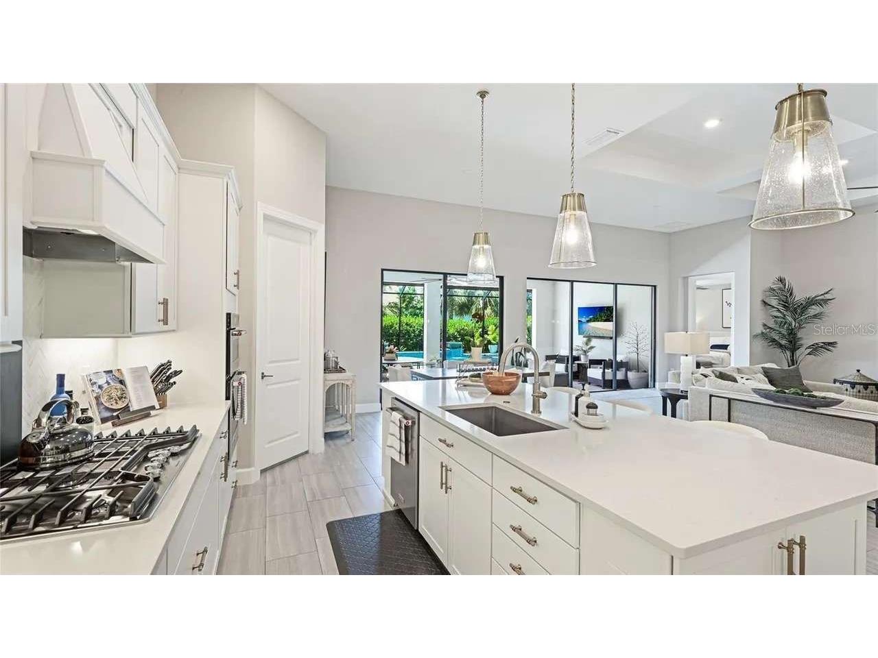 801 Seascape Place Sarasota FL 34240 TB8486565 image18