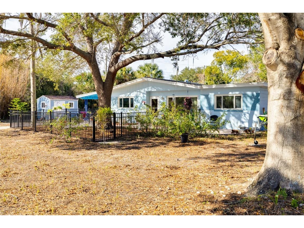 801 Sunset Drive Tarpon Springs FL 34689 U8226428 image1