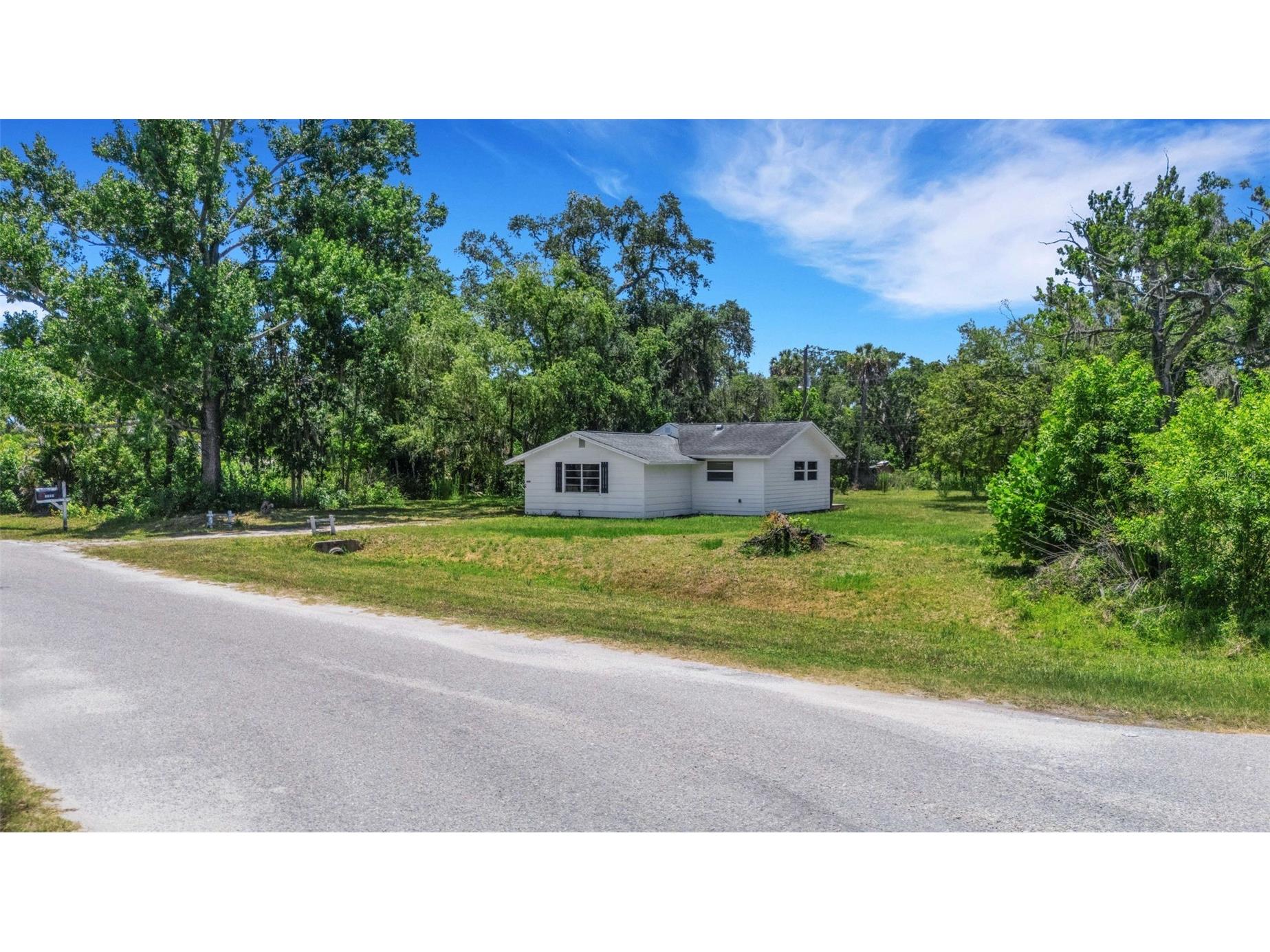 8010 Brower Drive Bradenton FL 34211 A4695849 image46